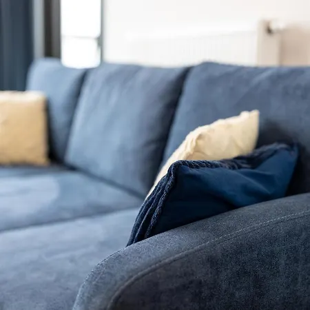 Aleda Tower, 14 Floor, Balkon * Στσέτσιν