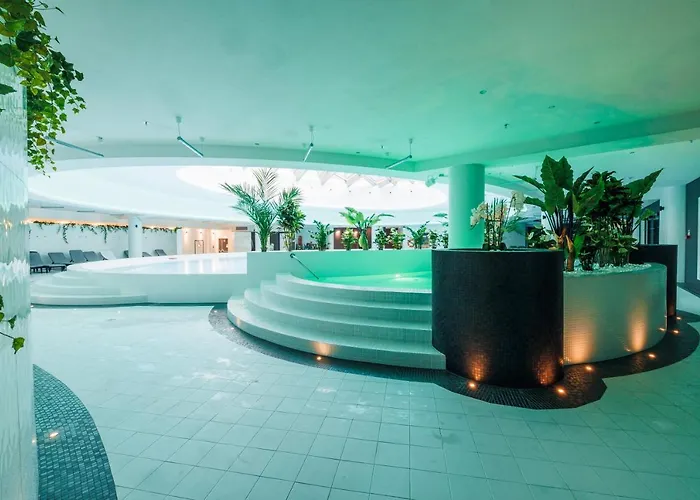 Aleda Tower, 14 Floor, Balkon * Στσέτσιν